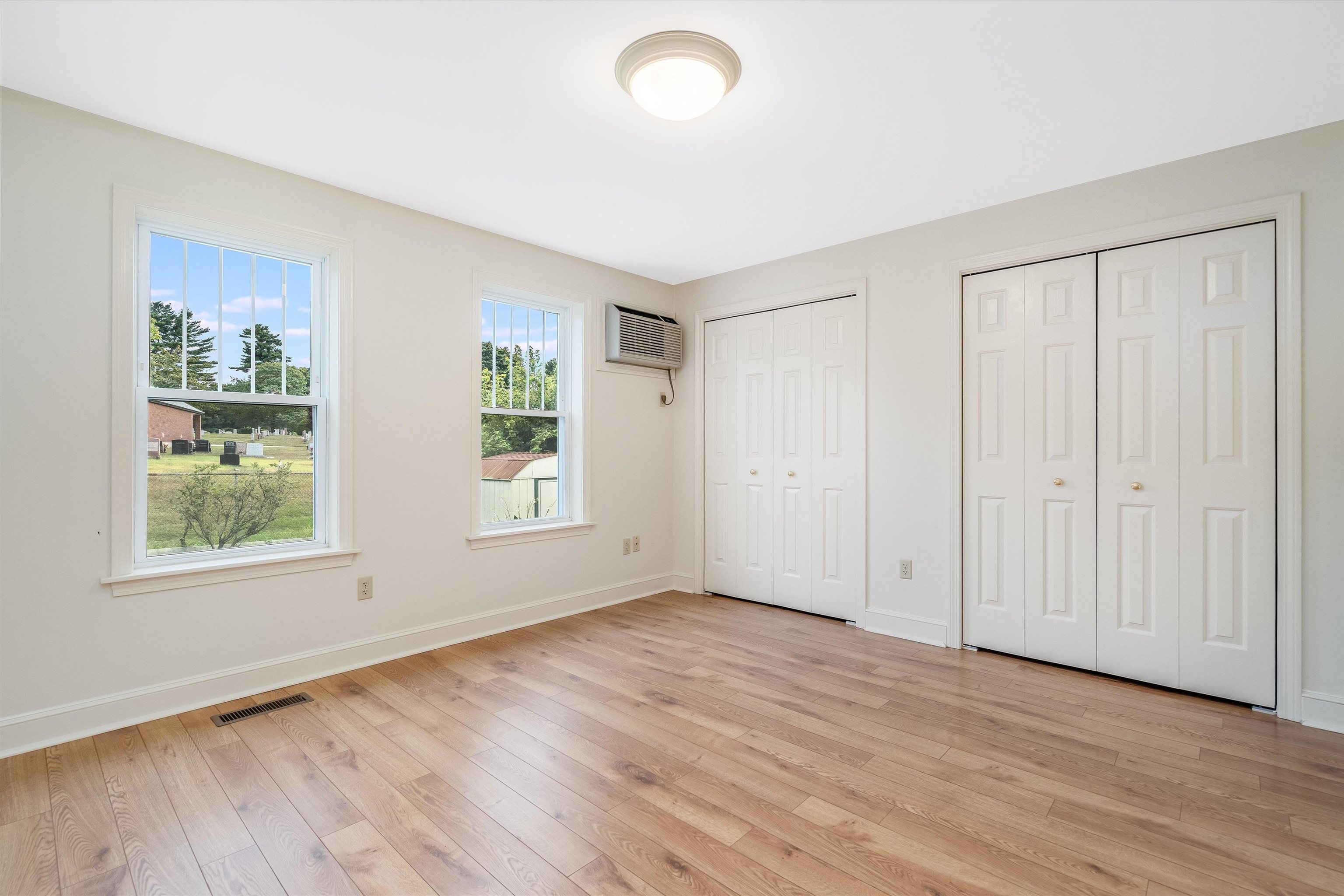 87 Lenox Avenue Manchester, NH 03103 - Photo 10 of 28