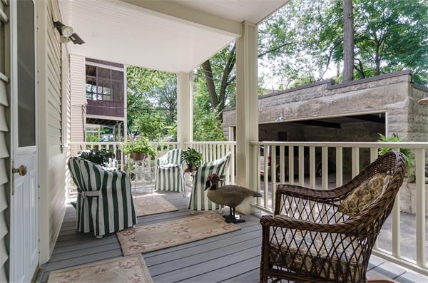 30 Jamaica Road Brookline, MA 02445 - Photo 3 of 19 Gallery Image 3
