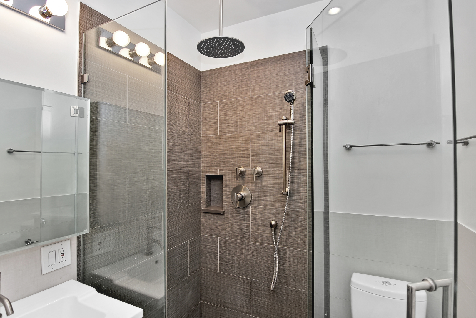 1215 North Honore Street, Unit 3 Chicago, IL 60622 - Photo 23 of 28