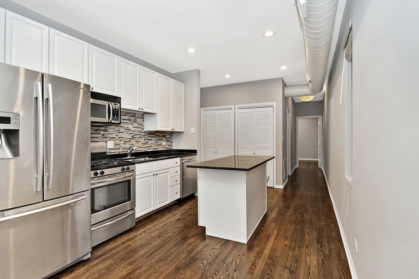 1215 North Honore Street, Unit 3 Chicago, IL 60622 - Photo 7 of 28