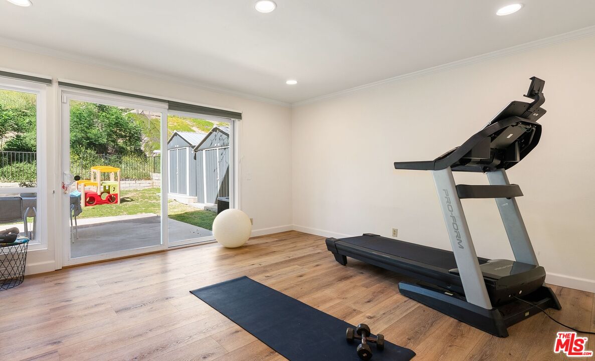 18931 Kinbrace Street Porter Ranch, CA 91326 - Photo 19 of 34