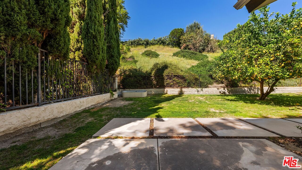 18931 Kinbrace Street Porter Ranch, CA 91326 - Photo 30 of 34