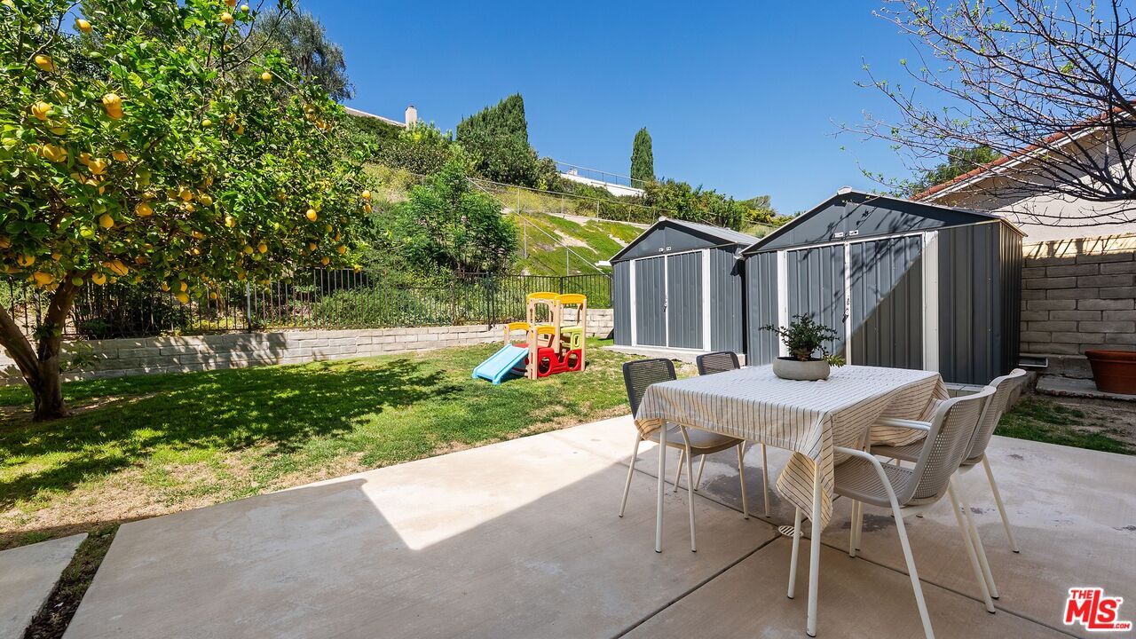 18931 Kinbrace Street Porter Ranch, CA 91326 - Photo 32 of 34