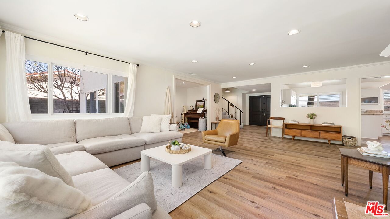 18931 Kinbrace Street Porter Ranch, CA 91326 - Photo 7 of 34