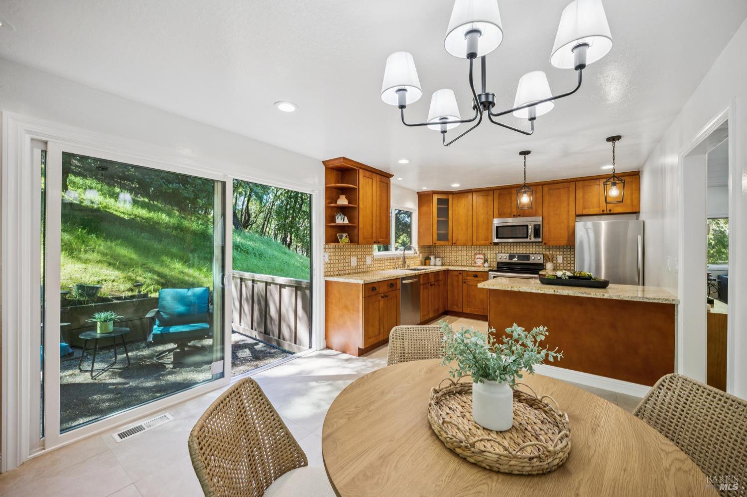 10 Arrowhead Lane Novato, CA 94949 - Photo 17 of 50