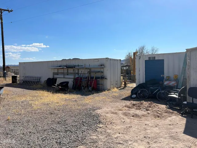 $300,000 | 57376 Highway 127, Baker, CA 92309