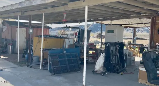 $300,000 | 57376 Highway 127, Baker, CA 92309