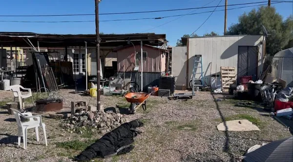 $275,000 | 57376 Highway 127, Baker, CA 92309