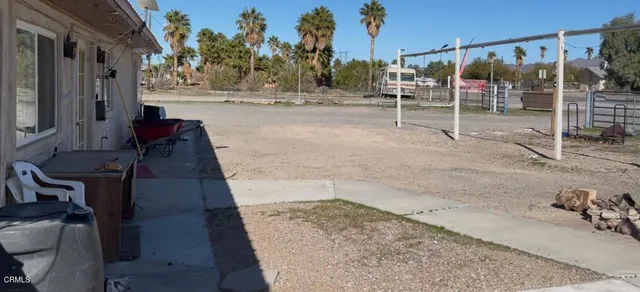 $300,000 | 57376 Highway 127, Baker, CA 92309