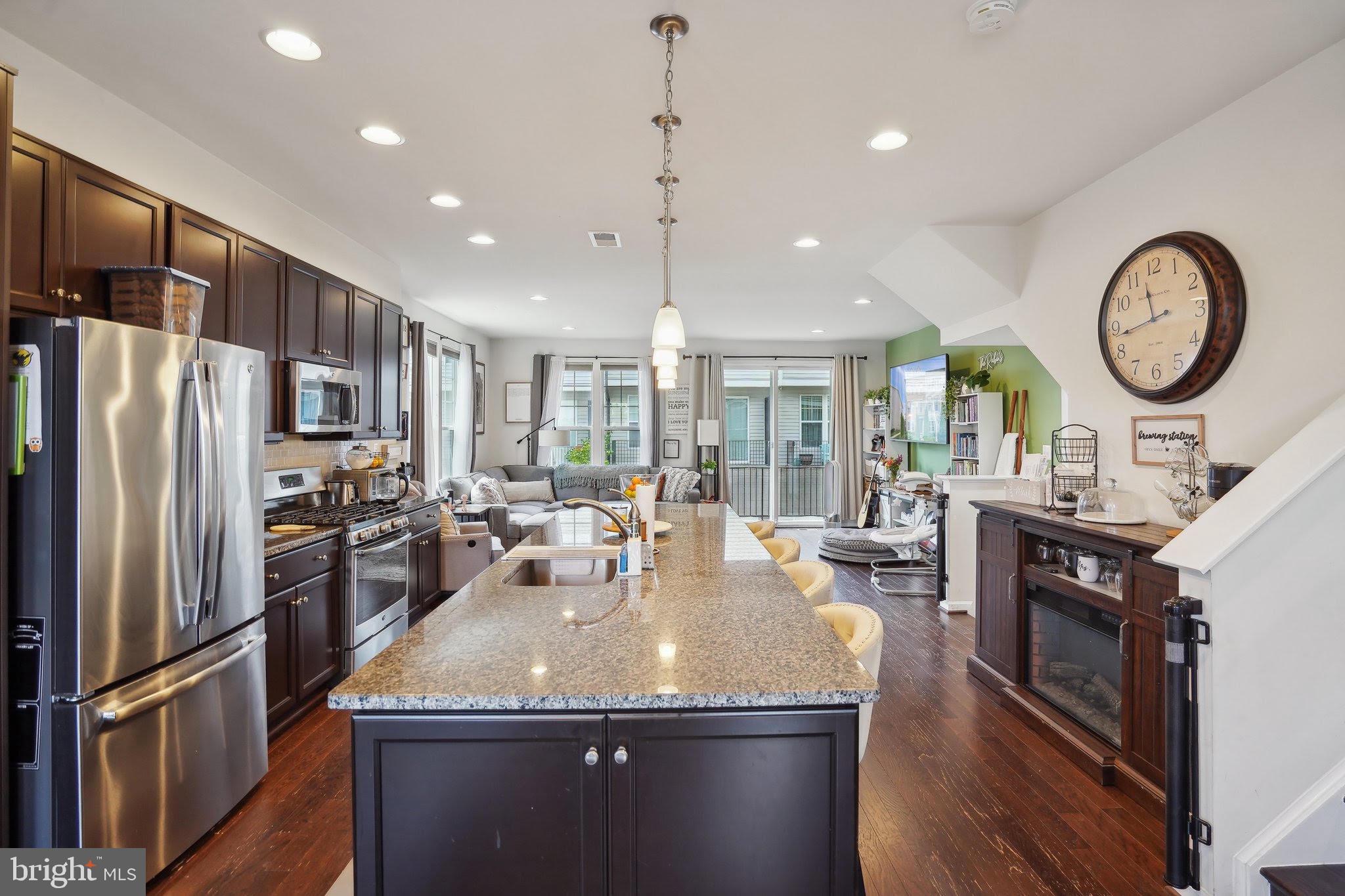 8944 Dahlgren Ridge Road Manassas, VA 20111 - Photo 13 of 40