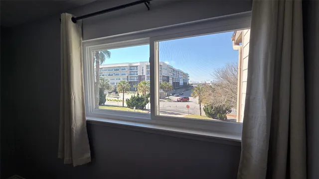 $215,000 | 7078 North Holiday Drive, Galveston, TX 77550