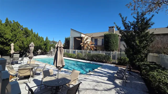 $215,000 | 7078 North Holiday Drive, Galveston, TX 77550