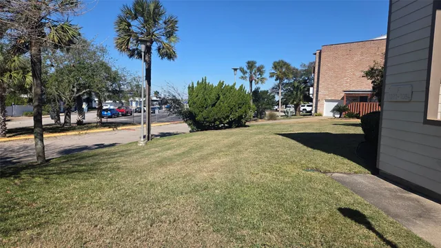 $215,000 | 7078 North Holiday Drive, Galveston, TX 77550