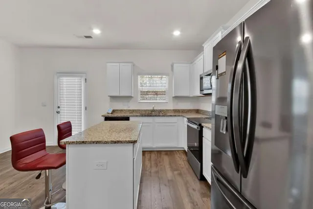 $389,000 | 1054 Mackets Court Southeast, Atlanta, GA 30354