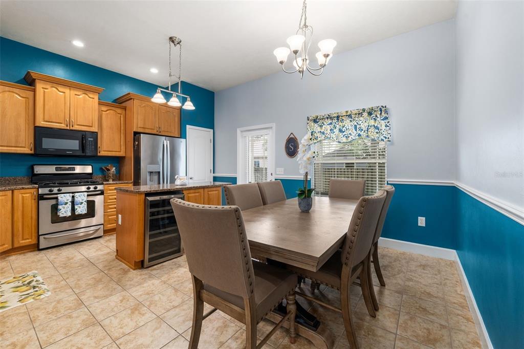 9047 Southwest 76th Avenue Gainesville, FL 32608 - Photo 7 of 38