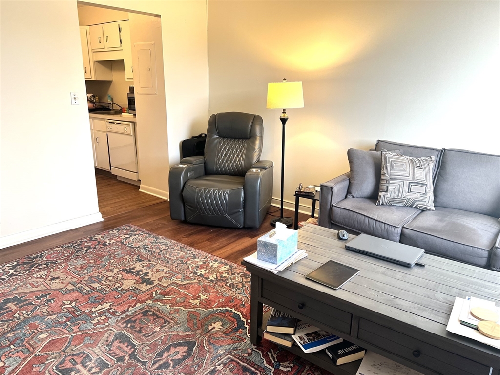 1006 Paradise Road, Unit 2A Swampscott, MA 01907 - Photo 22 of 33