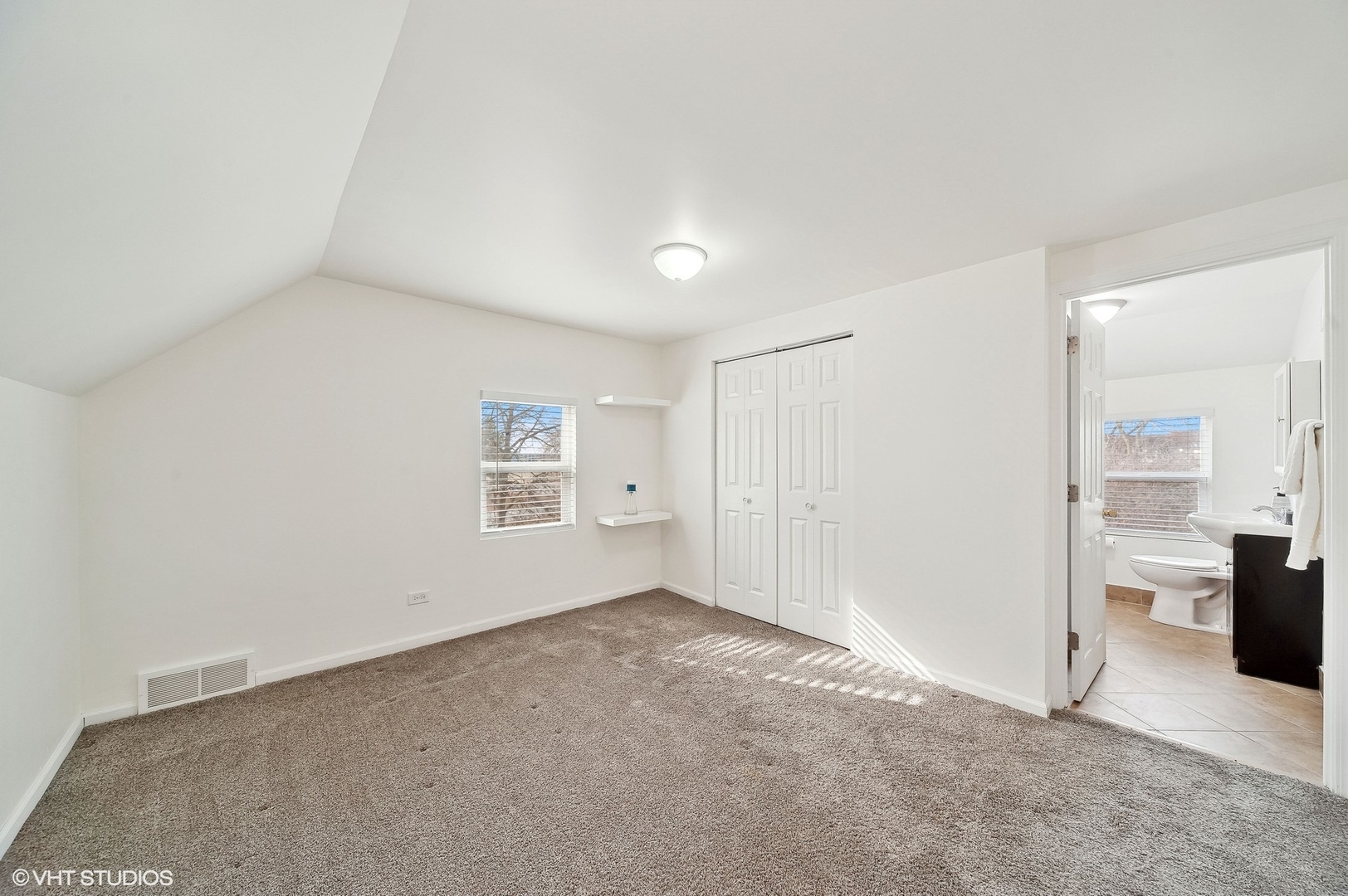 2250 North Meacham Road Palatine, IL 60067 - Photo 11 of 14