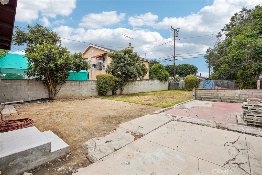 1359 South Downey Road Los Angeles, CA 90023 - Photo 41 of 54