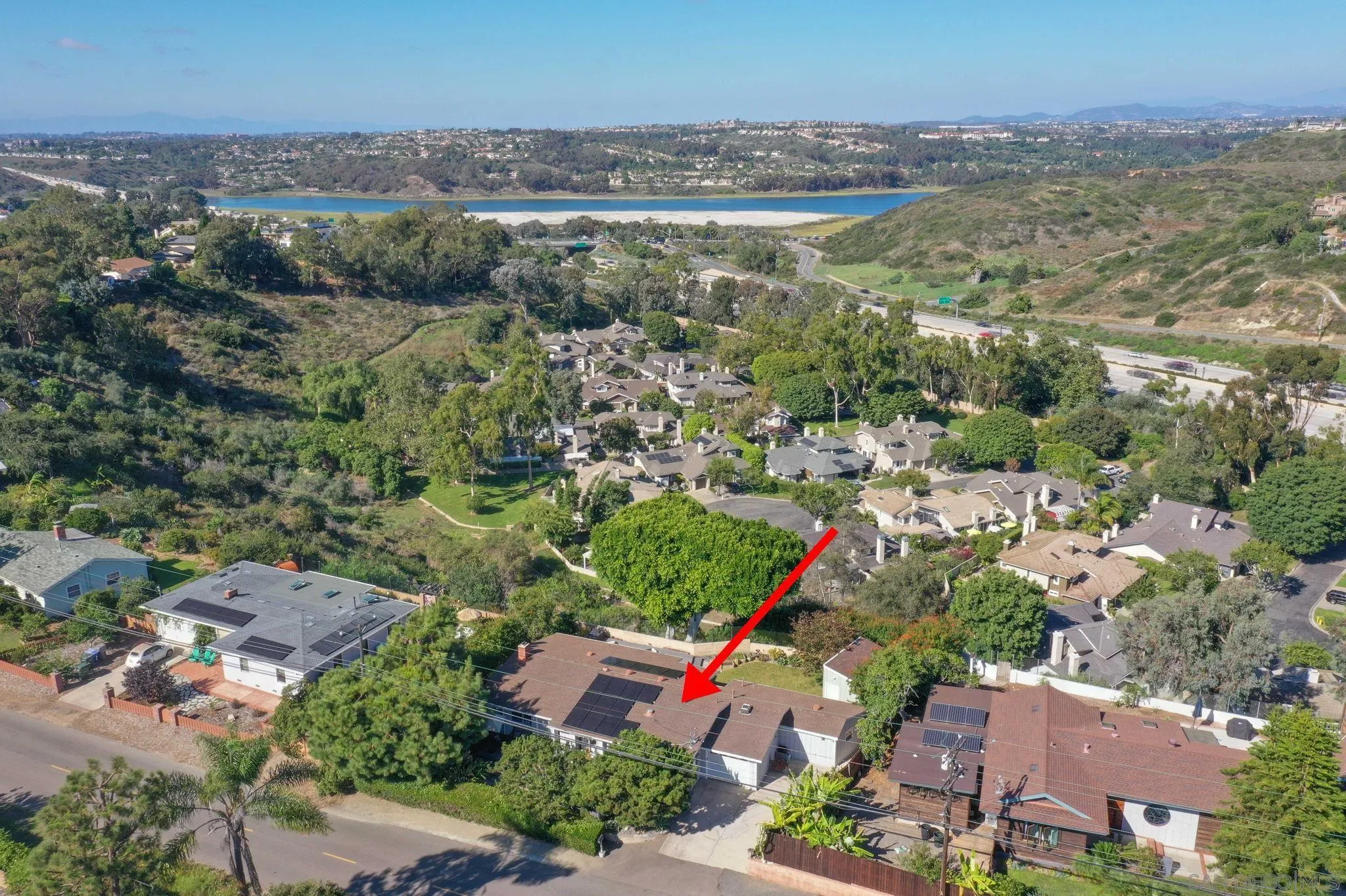 1625 Eolus Avenue Encinitas, CA 92024 - Photo 36 of 37 an aerial view of a city