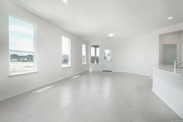 $2,000 | 1320 Atticus Avenue, New Braunfels, TX 78130