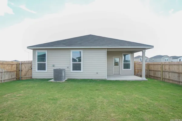 $2,000 | 1320 Atticus Avenue, New Braunfels, TX 78130