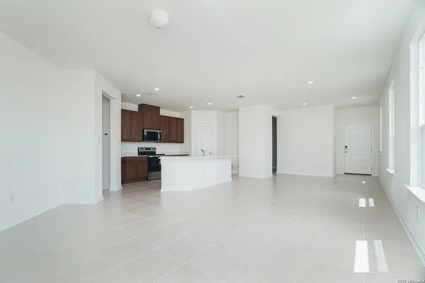 $2,000 | 1320 Atticus Avenue, New Braunfels, TX 78130