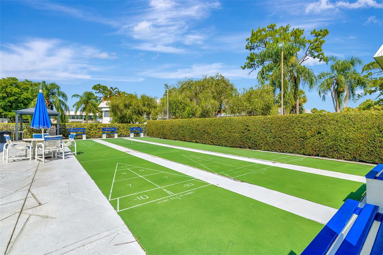 2929 Southeast Ocean Boulevard, Unit F6 Stuart, FL 34996 - Photo 21 of 42 a view of a park