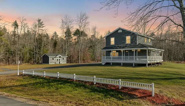 $599,900 | 17 Blue Rose Lane, Lebanon, ME 04027