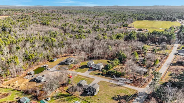 $599,900 | 17 Blue Rose Lane, Lebanon, ME 04027