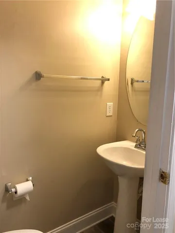 $1,575 | 7879 Mariners Pointe Circle, Denver, NC 28037