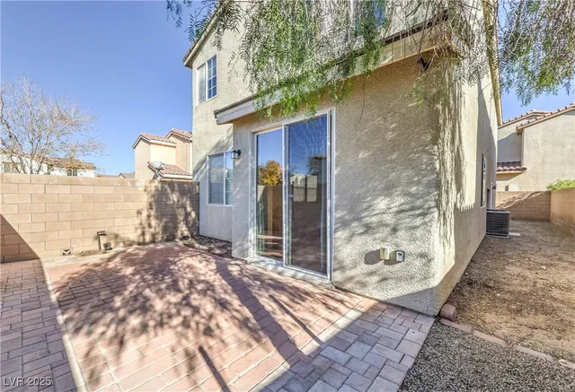 $2,132 | 9194 Red Knoll Street, Las Vegas, NV 89113
