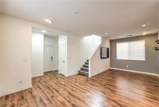 $2,132 | 9194 Red Knoll Street, Las Vegas, NV 89113