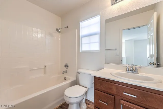 $2,132 | 9194 Red Knoll Street, Las Vegas, NV 89113