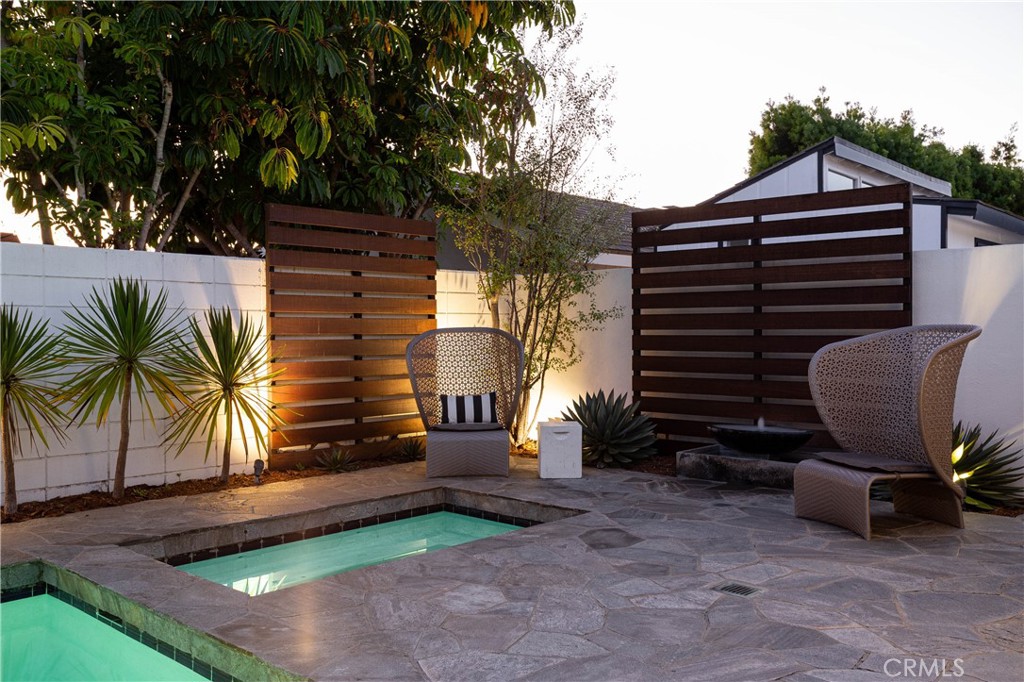 1001 Nottingham Road Newport Beach, CA 92660 - Photo 30 of 34