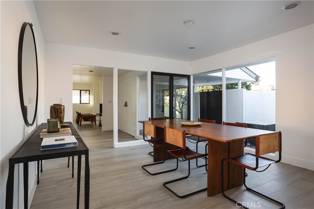 1001 Nottingham Road Newport Beach, CA 92660 - Photo 5 of 34