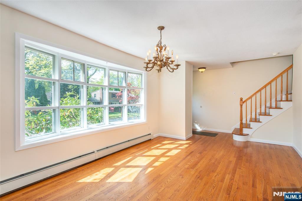 8 Pershing Street Emerson, NJ 07630 - Photo 4 of 25