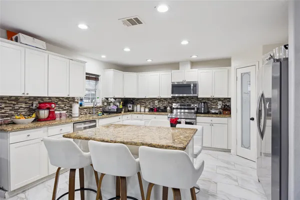 $459,000 | 5815 Avenue G 1/2, Santa Fe, TX 77510