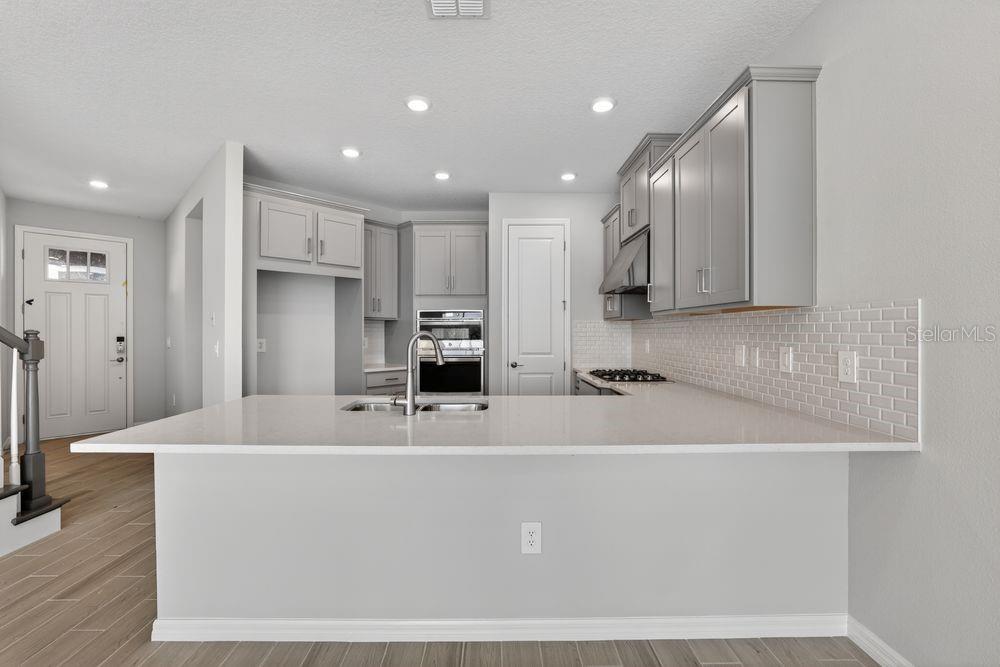 13415 Commons Avenue Parrish, FL 34219 - Photo 3 of 43