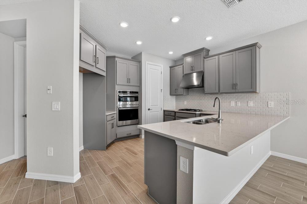 13415 Commons Avenue Parrish, FL 34219 - Photo 6 of 43