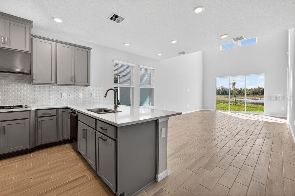 13415 Commons Avenue Parrish, FL 34219 - Photo 8 of 43