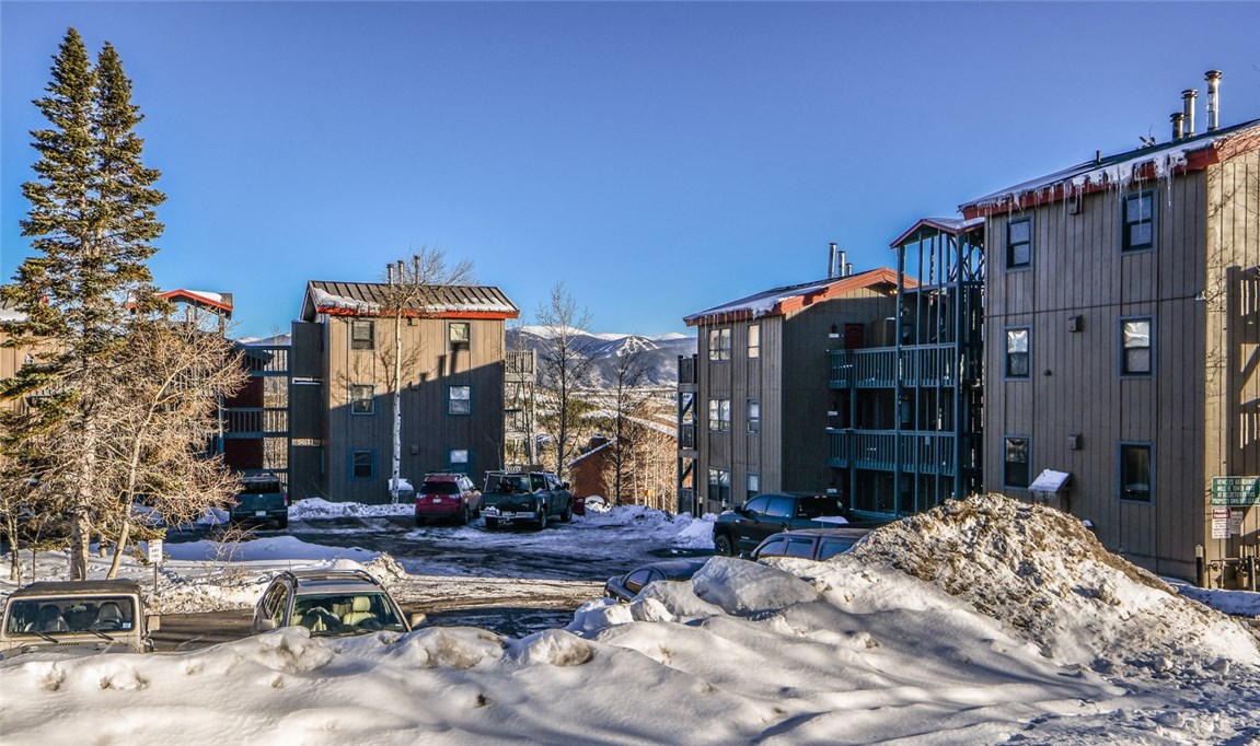 8036 Ryan Gulch Road, Unit D9 Silverthorne, CO 80498 - Photo 8 of 33 Gallery Image 8
