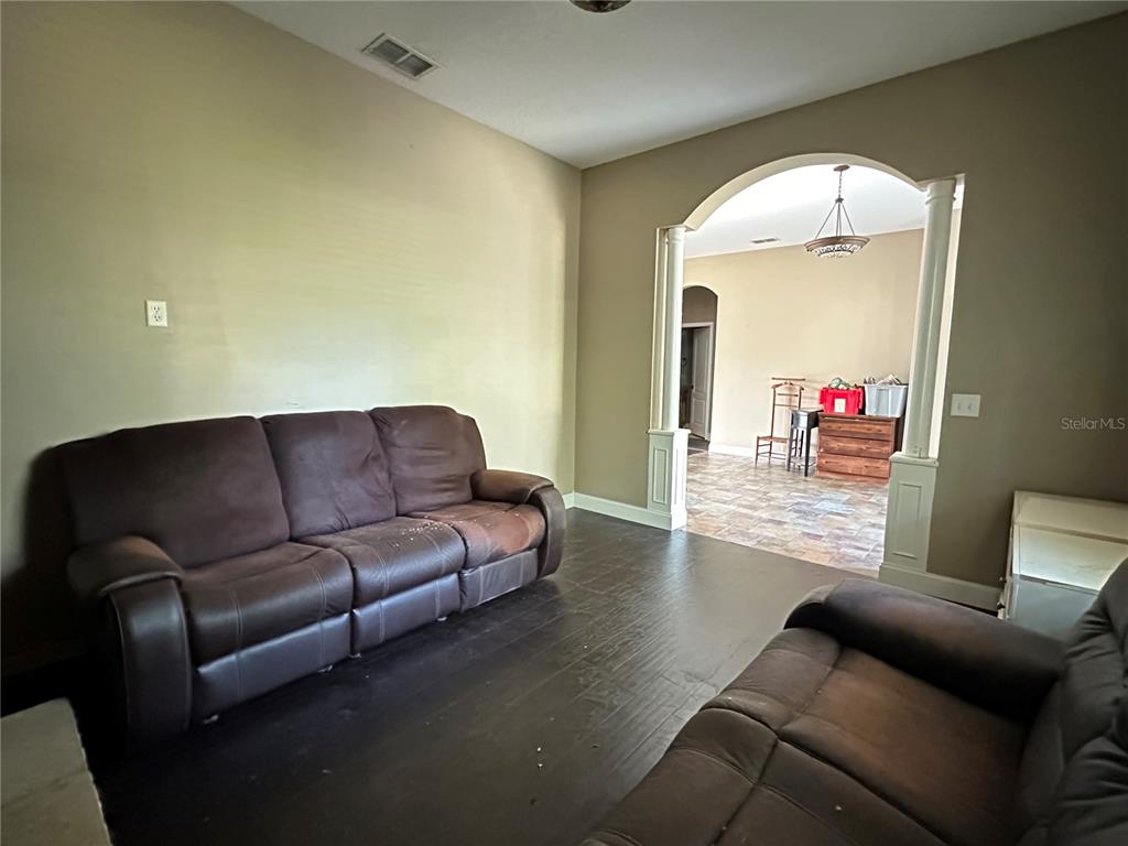 3002 Young Road Plant City, FL 33565 - Photo 12 of 44 Gallery Image 12