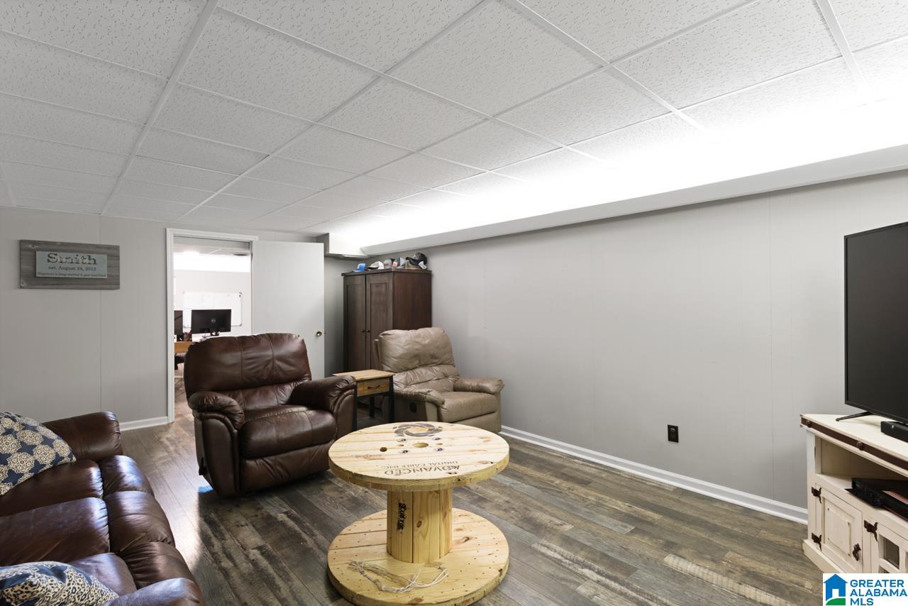 1340 Round Hl Road Birmingham, AL 35216 - Photo 25 of 33