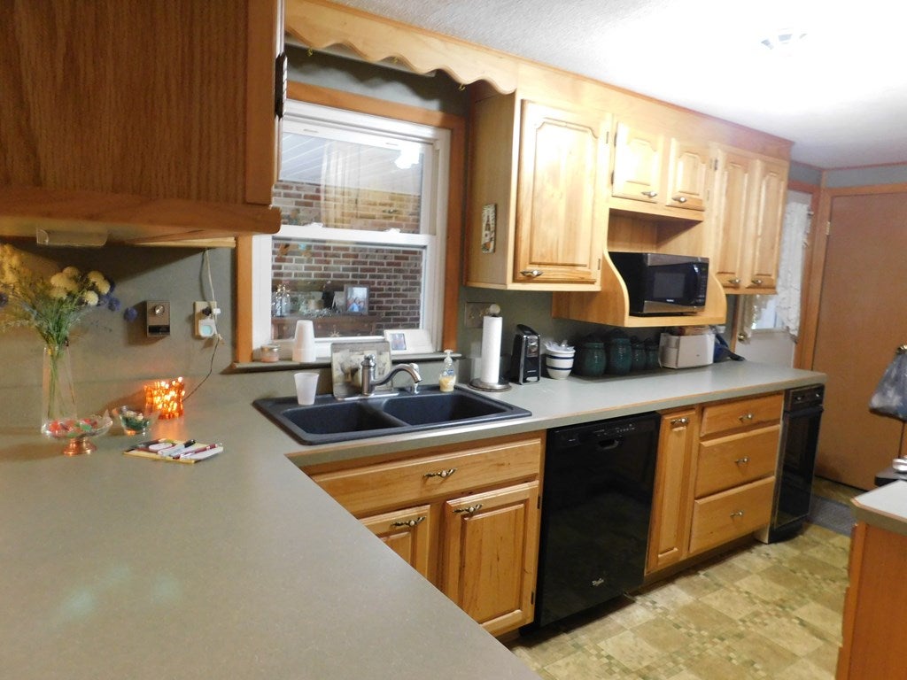 14045 Hl Vly Road Mount Union, PA 17066 - Photo 11 of 30 Gallery Image 11