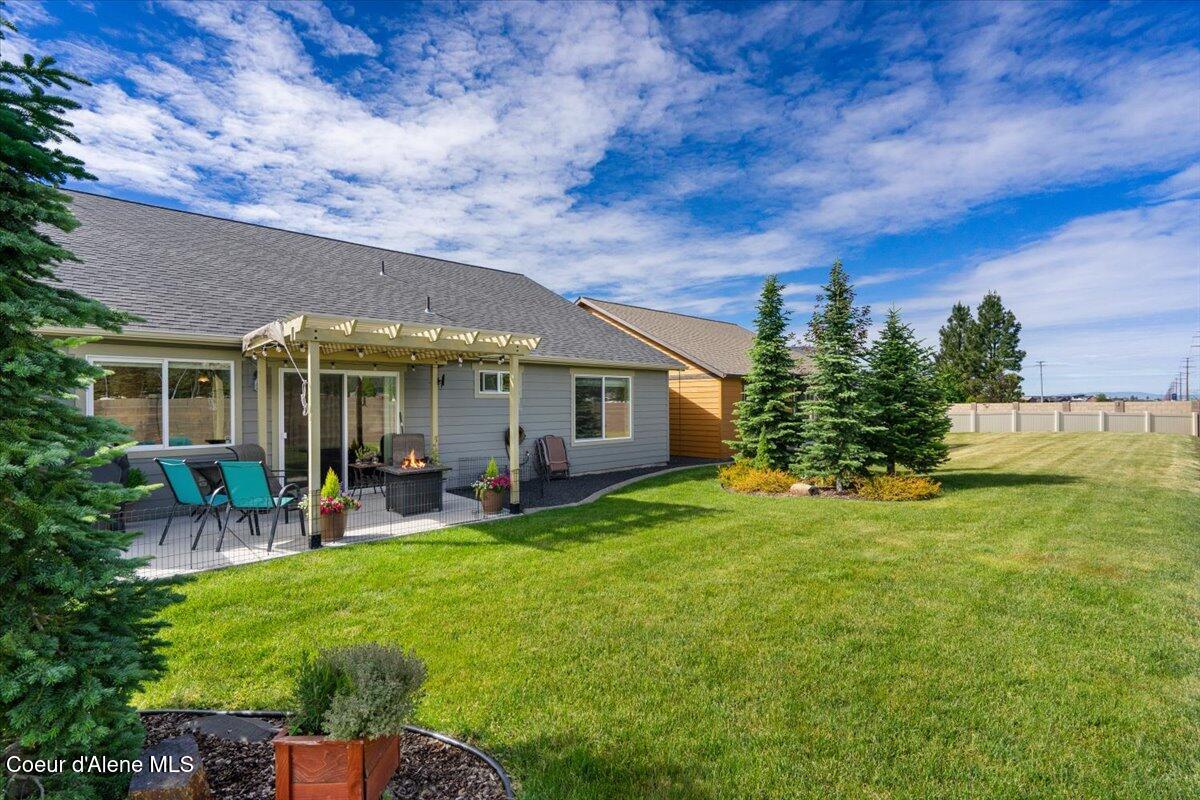 7881 West Kayak Court Rathdrum, ID 83858 - Photo 27 of 42 27-Back of Home