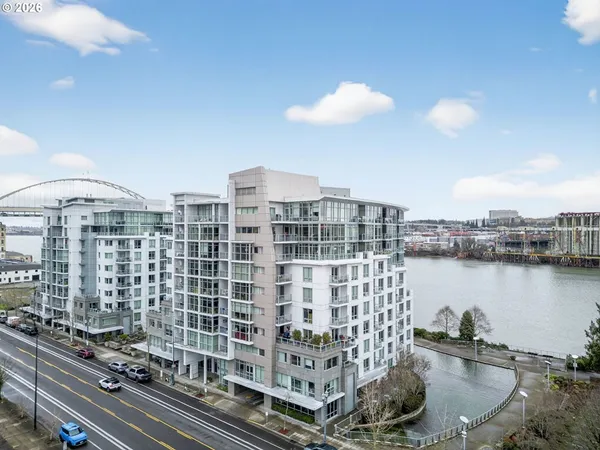 $850,000 | 1260 Northwest Naito Parkway, Unit 908B, Portland, OR 97209