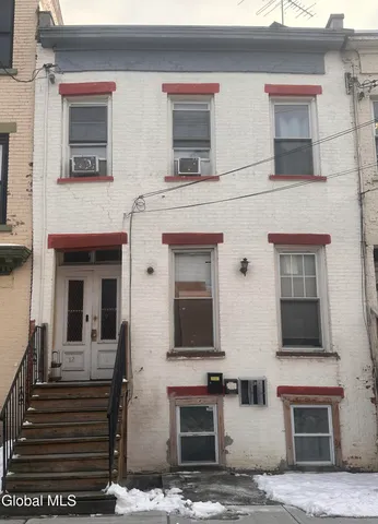 $250,000 | 72 Bassett Street, Albany, NY 12202