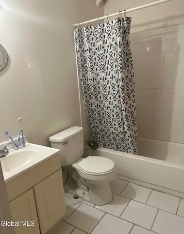 $250,000 | 72 Bassett Street, Albany, NY 12202