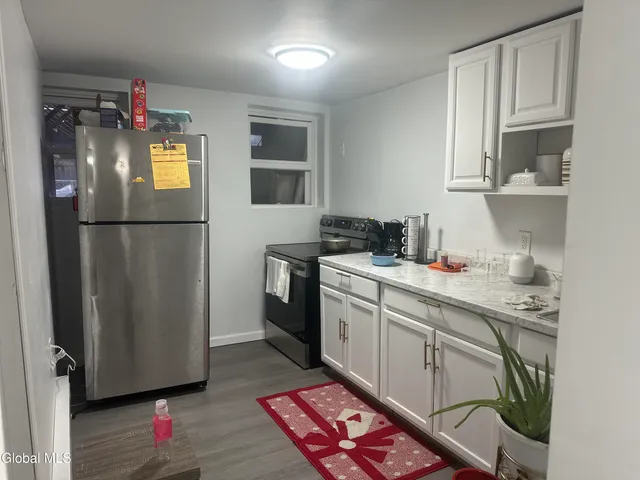 $250,000 | 72 Bassett Street, Albany, NY 12202