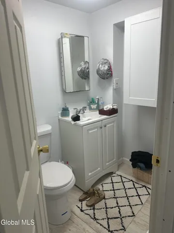 $250,000 | 72 Bassett Street, Albany, NY 12202